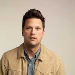 Julian McCullough