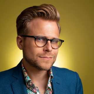 Adam Conover
                            