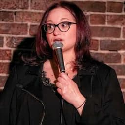Adrienne Iapalucci