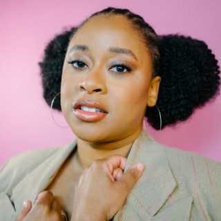 Phoebe Robinson